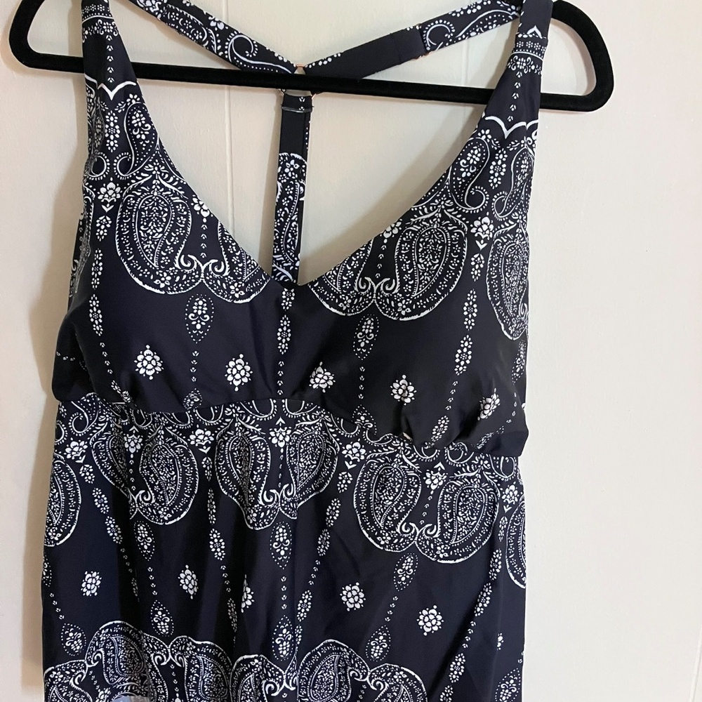 Raisins Curve Trendy Plus Size Trinidad T-Back Tankini Size 24W